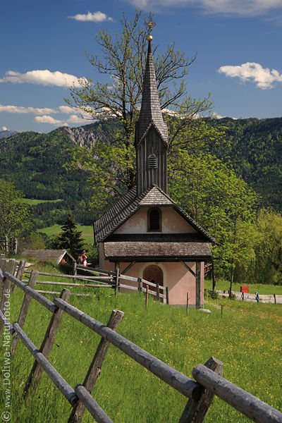 Kirchlein Maria Krnung in Gnoppnitz grne Berglandschaft