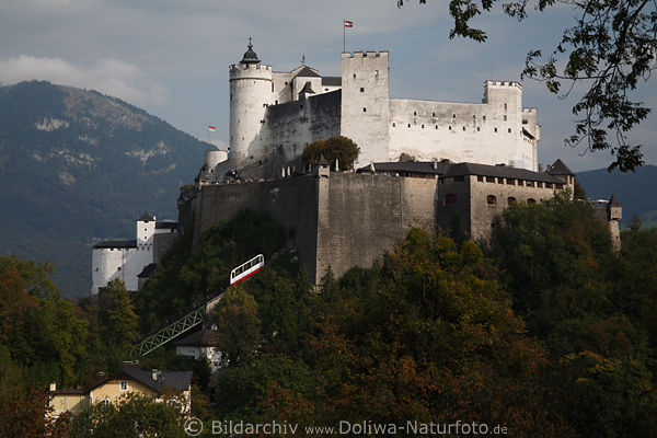 Festung Hohensalzburg Schloss trohnend ber Mozartstadt