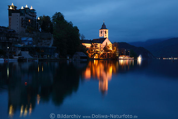 Sankt Wolfgangsee Hotel Kirche am Wasser Nacht-Romantik bleuer Abend Dämmerung