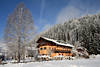 815003_ Hochfilzen mrchenhaftes Winterbild aus Pillerseetal in Tirol, Wohnen in sterreich Bergstadt